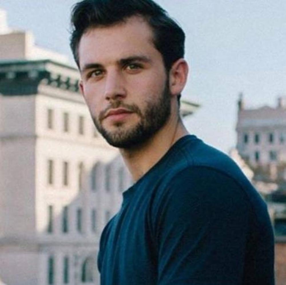 Meet your Posher, Nic